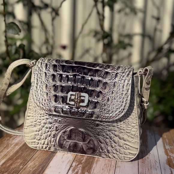 PRETTY EYE 2x NWT Brahmin Gianna Everlasting Ombre Turn-Lock GREY NEUTRALBag